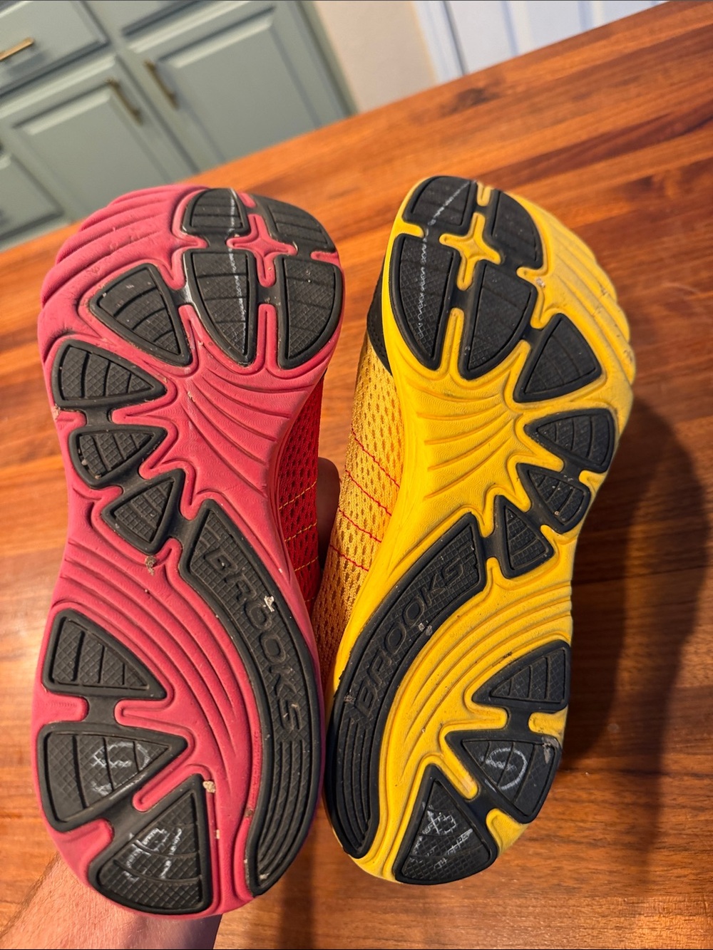 Brooks Green Silence Running Shoes - Men’s 8 - Picture 4 of 5